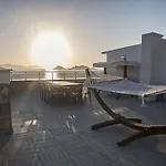 Stone Ξενοδοχείο *